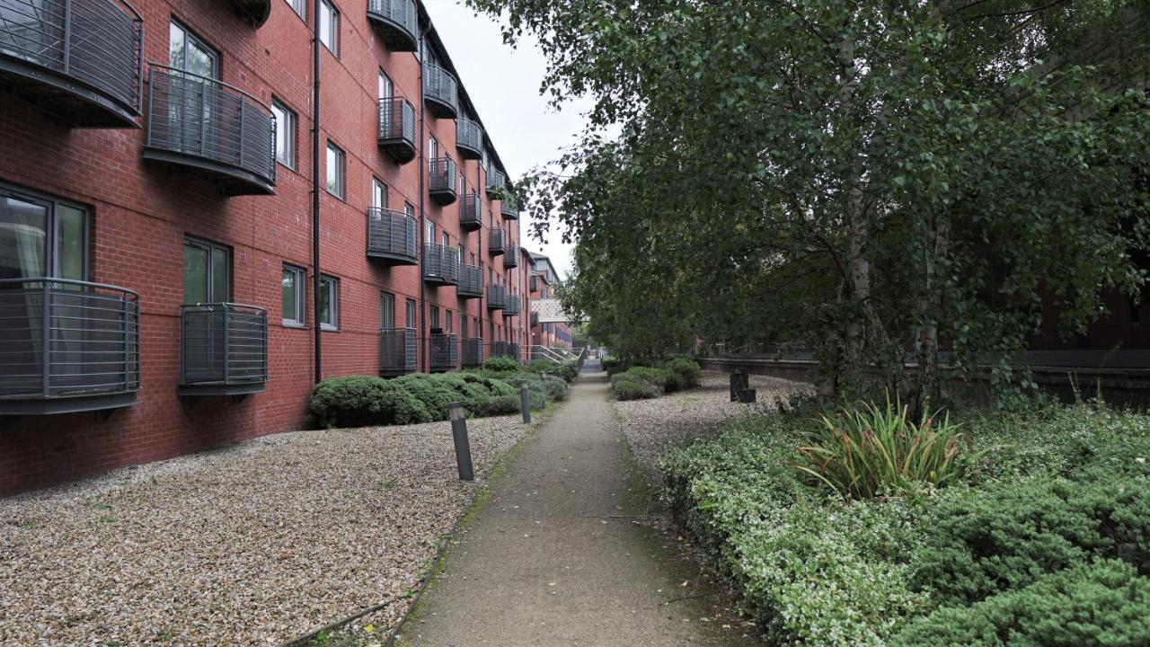 Broad Gauge Apartments Wolverhampton Luaran gambar