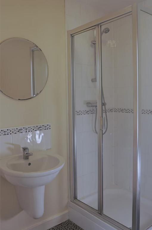 Broad Gauge Apartments Wolverhampton Luaran gambar